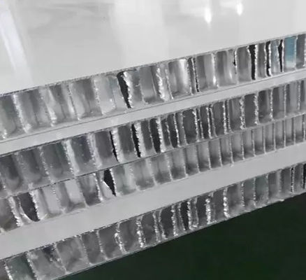 1000x2000mm FRP لوحات عسل الحشيش للطاقة الجديدة شاحنة الجسم