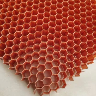 العزل الصوتي أراميد حبيب العسل النواة 400x400mm للنقل بالسكك الحديدية