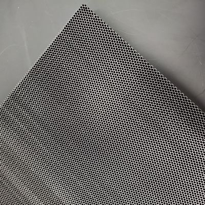 304 و 316L الفولاذ المقاوم للصدأ حبوب العسل القلب الصغير جدا 0.8mm حجم الخلية