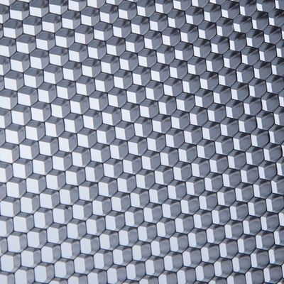 حجم الخلية الطبيعي 3.20 ملم الشبكة عسل الألومنيوم يستخدم للضوء مضاد LED