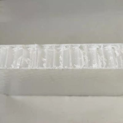 30mm سمك FRP ألواح عشب العسل لهيئة الشاحنة