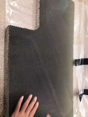 المواد الخفيفة من الألومنيوم مع سطح سلس