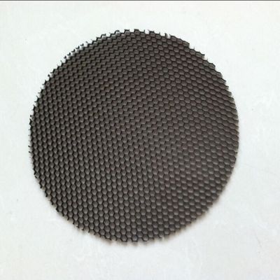 المخصصة الألومنيوم شبكة عسل الشوكة قطر النواة 80mm للضوء المروري