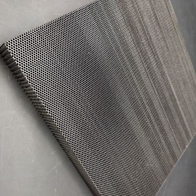 حجم الخلية الصغير جداً 0.8mm حجم الخلية 304 316L