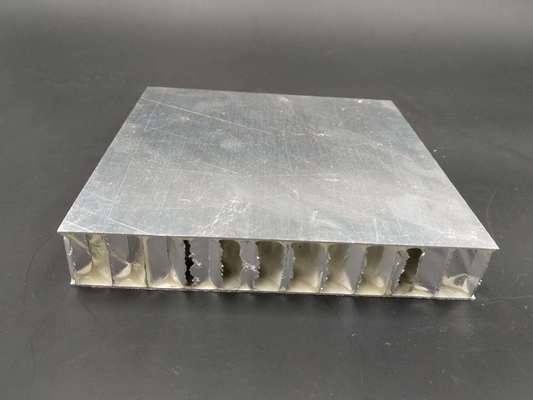 الشركة المصنعة لألواح قرص العسل المصنوعة من الألومنيوم للألواح الشمسية Al3003 للبيع