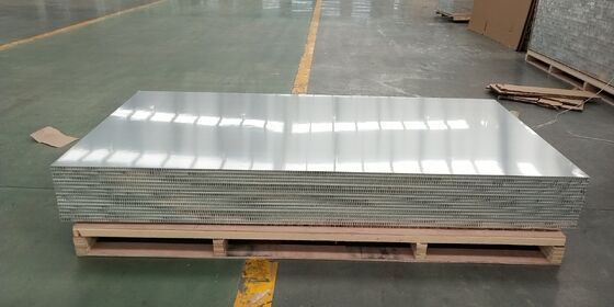 PVDF طلاء الألومنيوم عسل الحشيش اللوحة المركبة للحائط الستار