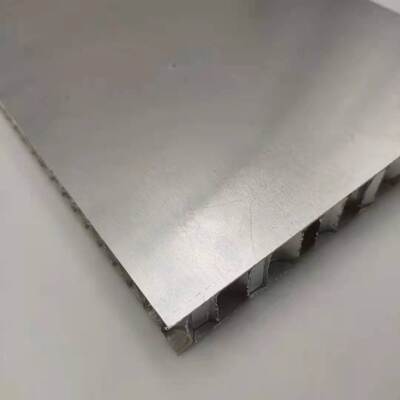 PVDF طلاء الألومنيوم عسل الحشيش اللوحة المركبة للحائط الستار