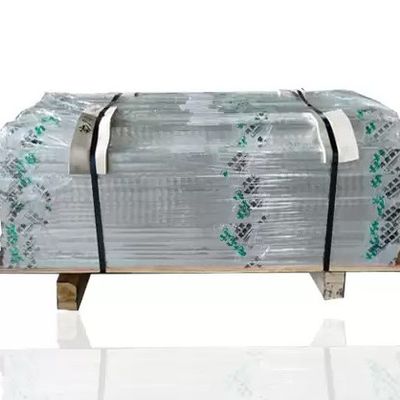 المواد الألومنيوم ذات الحجم الكبير القشرة العسل 2000mm العرض