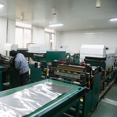 510mm 600mm آلة حبوب العسل الآلية لصق آلة