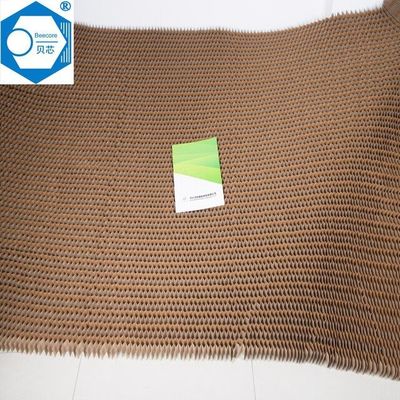 الشريط المكشوف من ورق الكرافت المستمر 600x2000mm 25mm الخلية Szie