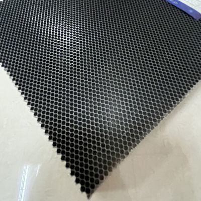 الألومنيوم الميكروبوروس القشرة العسل بطول الجانب 0.6 0.8 1mm