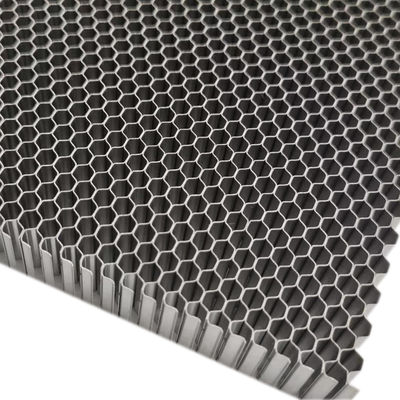 304 316L الفولاذ المقاوم للصدأ حبيب العسل النواة 60x60mm 300x300mm للحماية من EMI